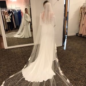 Extended Length Cathedral Veil